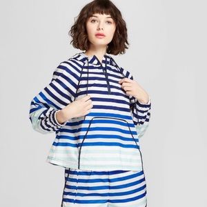 Hunter pull over jacket size small brand new